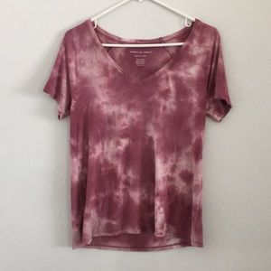 AE V-Neck shirt